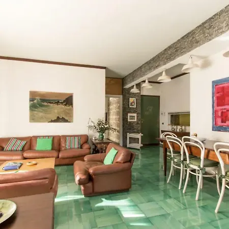 Apartament Giuliana Sea View *
